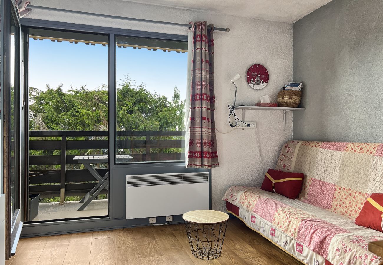 Studio in Les Carroz d'Arâches - BA112 Studio 4 Pers Pied de pistes Carroz Studio in Les Carroz d'Arâches - BA112 Studio 4 Pers Pied de pistes Carroz