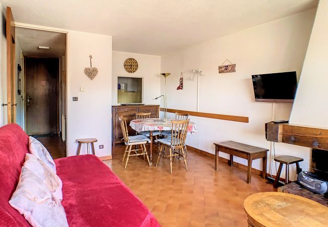 Apartment in Les Carroz d'Arâches - SL385 - 2 Pièces 6 Pers centre des Carroz Apartment in Les Carroz d'Arâches - SL385 - 2 Pièces 6 Pers centre des Carroz