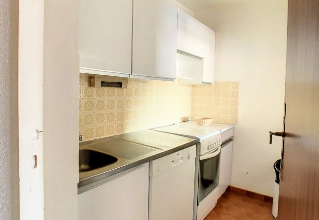 Apartment in Les Carroz d'Arâches - SL385 - 2 Pièces 6 Pers centre des Carroz Apartment in Les Carroz d'Arâches - SL385 - 2 Pièces 6 Pers centre des Carroz