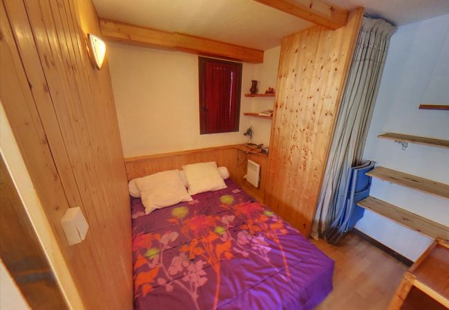 Apartment in Les Carroz d'Arâches - EA115 - 2 Pièces 6 Pers proche centre des Carroz Apartment in Les Carroz d'Arâches - EA115 - 2 Pièces 6 Pers proche centre des Carroz
