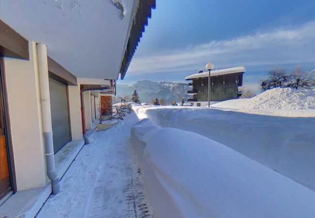 Apartment in Les Carroz d'Arâches - EA115 - 2 Pièces 6 Pers proche centre des Carroz Apartment in Les Carroz d'Arâches - EA115 - 2 Pièces 6 Pers proche centre des Carroz