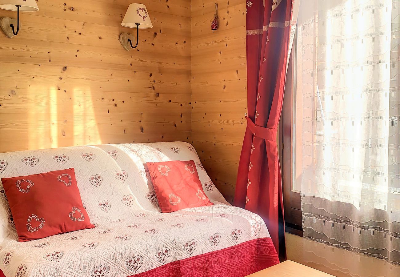 Studio in Les Carroz d'Arâches - SH104 - Studio 4 pers centre des Carroz