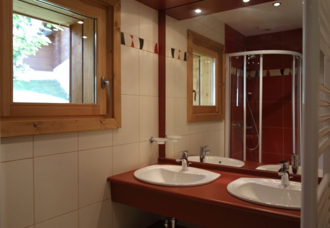 Apartment in Les Carroz d'Arâches - CH3CA - 3 Pièces cabine 8 pers aux Carroz Apartment in Les Carroz d'Arâches - CH3CA - 3 Pièces cabine 8 pers aux Carroz