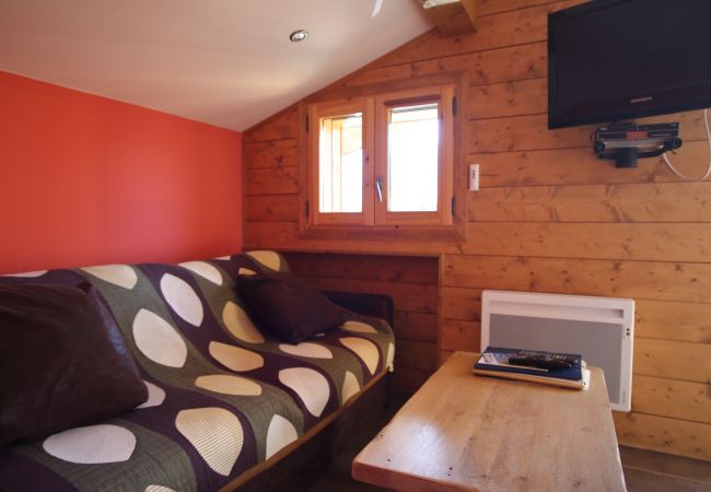 Apartment in Les Carroz d'Arâches - CH3CA - 3 Pièces cabine 8 pers aux Carroz Apartment in Les Carroz d'Arâches - CH3CA - 3 Pièces cabine 8 pers aux Carroz