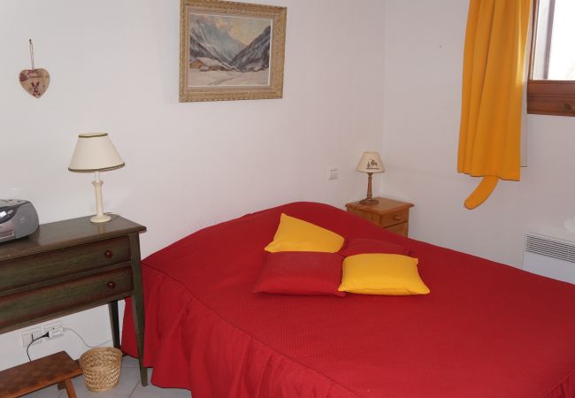 Apartment in Les Carroz d'Arâches - SB106 - 2 Pièces 5/6 Pers centre des Carroz Apartment in Les Carroz d'Arâches - SB106 - 2 Pièces 5/6 Pers centre des Carroz