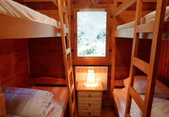 Chalet in Les Carroz d'Arâches - CHBOT - Chalet Beau Tanik 8 Pers aux Carroz Chalet in Les Carroz d'Arâches - CHBOT - Chalet Beau Tanik 8 Pers aux Carroz