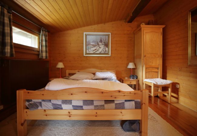 Chalet in Les Carroz d'Arâches - CHBOT - Chalet Beau Tanik 8 Pers aux Carroz Chalet in Les Carroz d'Arâches - CHBOT - Chalet Beau Tanik 8 Pers aux Carroz