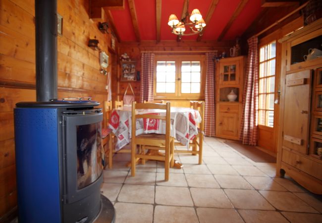 Chalet in Les Carroz d'Arâches - CHBOT - Chalet Beau Tanik 8 Pers aux Carroz Chalet in Les Carroz d'Arâches - CHBOT - Chalet Beau Tanik 8 Pers aux Carroz