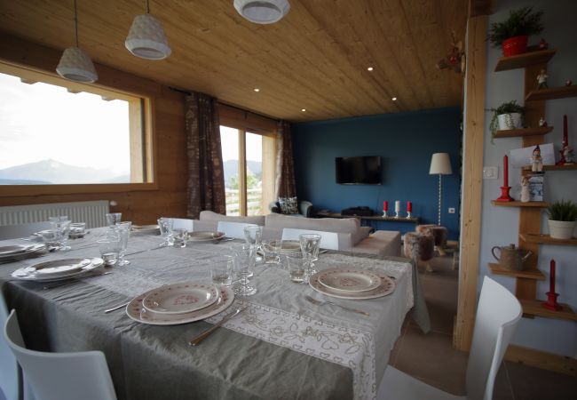 Chalet in Les Carroz d'Arâches - CH719 - Chalet 10 Pers aux Carroz Chalet in Les Carroz d'Arâches - CH719 - Chalet 10 Pers aux Carroz