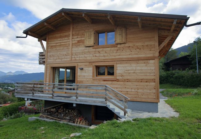 Chalet in Les Carroz d'Arâches - CH719 - Chalet 10 Pers aux Carroz Chalet in Les Carroz d'Arâches - CH719 - Chalet 10 Pers aux Carroz