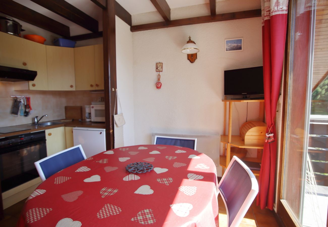 Apartment in Les Carroz d'Arâches - OB222 -  2 pièces Mezzanine 6 pers pieds de pistes Apartment in Les Carroz d'Arâches - OB222 -  2 pièces Mezzanine 6 pers pieds de pistes
