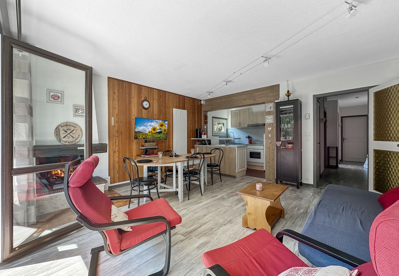 Apartment in Les Carroz d'Arâches - MU001 - 3 Pièces 6/8 Pers proche centre Carroz