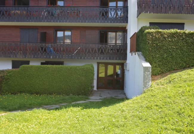 Studio in Les Carroz d'Arâches - PE255 Studio 4 pers proximité centre village Studio in Les Carroz d'Arâches - PE255 Studio 4 pers proximité centre village