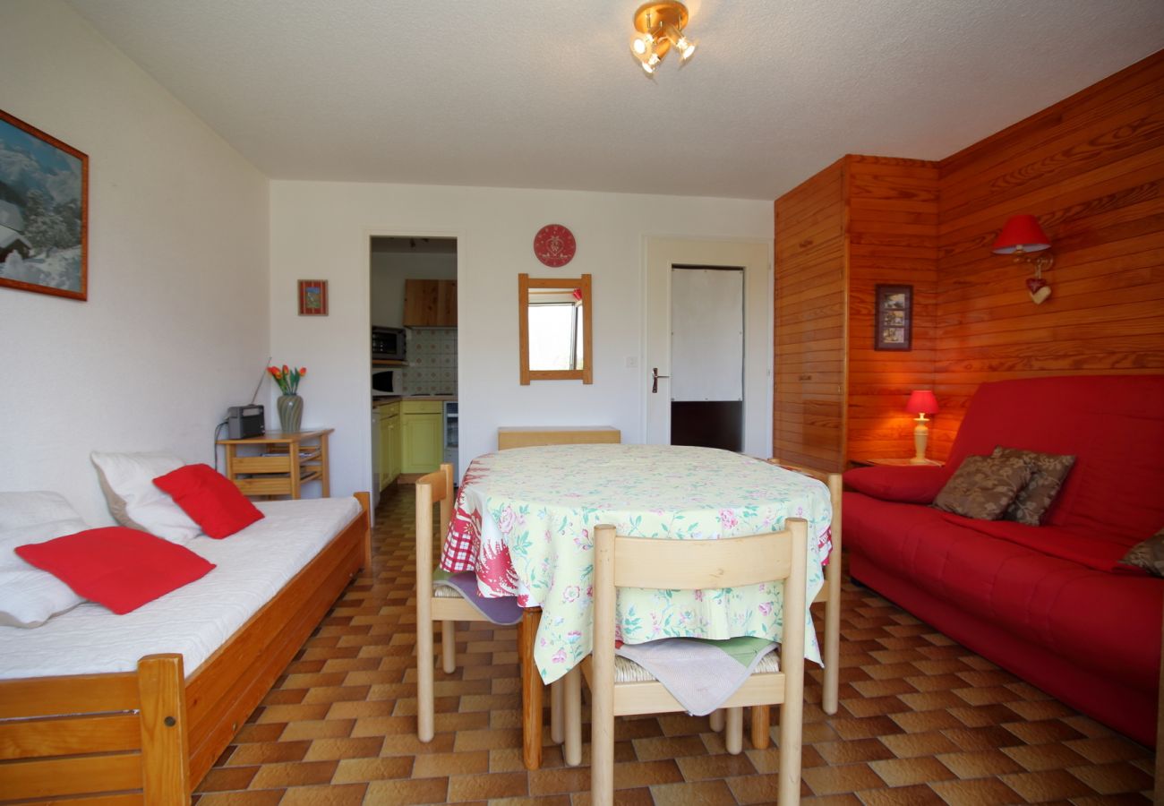 Studio in Les Carroz d'Arâches - PE255 Studio 4 pers proximité centre village Studio in Les Carroz d'Arâches - PE255 Studio 4 pers proximité centre village