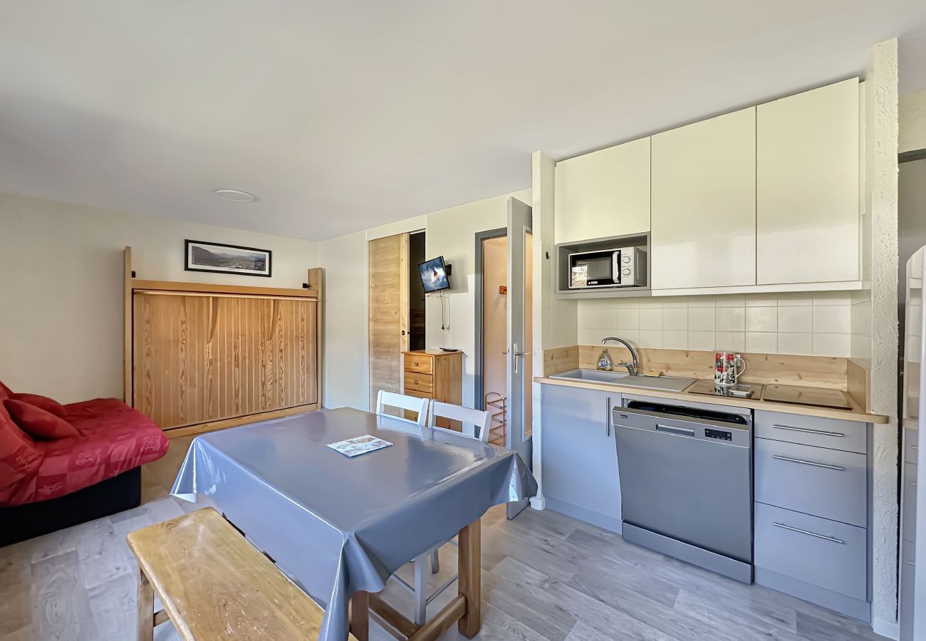 Studio in Les Carroz d'Arâches - THA1B - Studio 4/5 Pers Pied de Pistes Studio in Les Carroz d'Arâches - THA1B - Studio 4/5 Pers Pied de Pistes