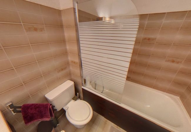 Studio in Les Carroz d'Arâches - OEI20 - Studio 4/5 Pers proche centre Carroz Studio in Les Carroz d'Arâches - OEI20 - Studio 4/5 Pers proche centre Carroz