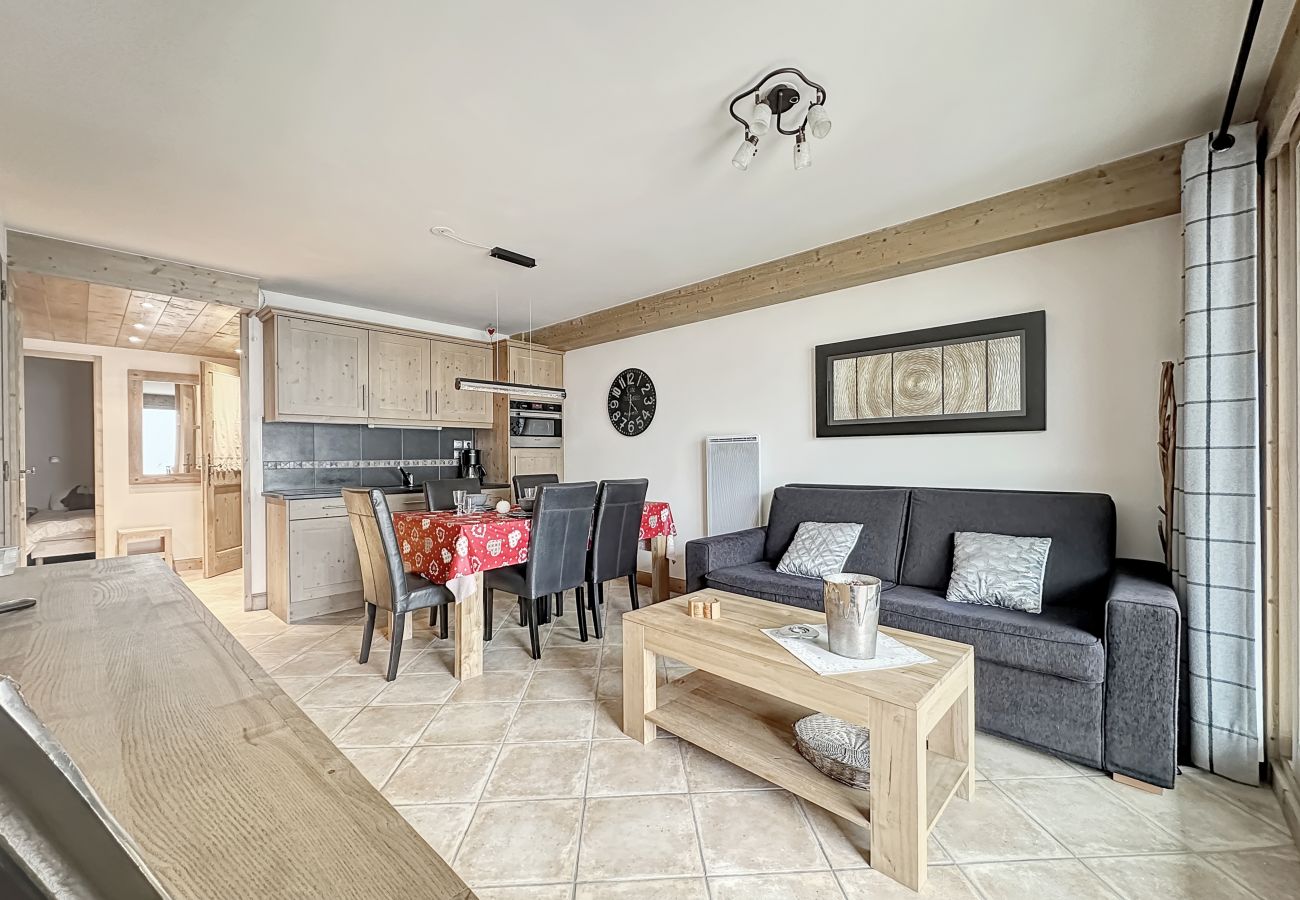 Apartment in Les Carroz d'Arâches - ROUS03 - Appartement 3 pièces 4/6pers - Proche pis