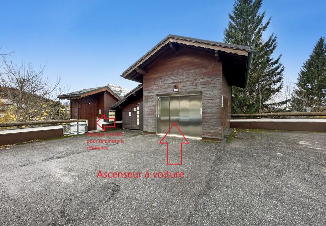 Studio in Les Carroz d'Arâches - LUTA11 Duplex mezzanine pied de pistes Studio in Les Carroz d'Arâches - LUTA11 Duplex mezzanine pied de pistes