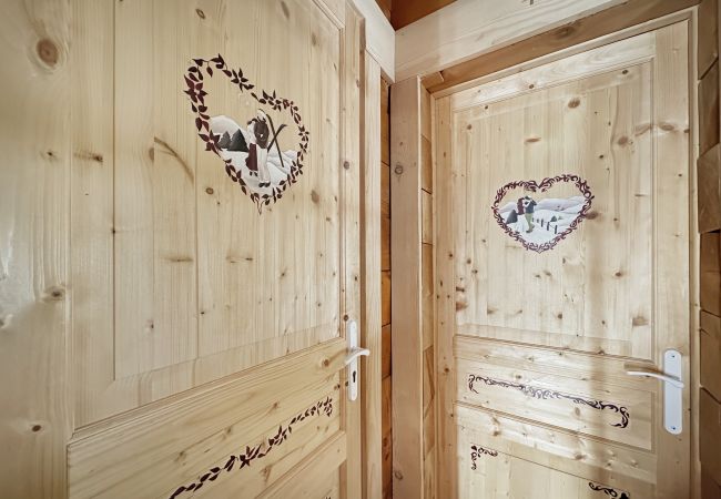 Chalet in Les Carroz d'Arâches - CH201 Chalet 6 Pers Proximité village Chalet in Les Carroz d'Arâches - CH201 Chalet 6 Pers Proximité village