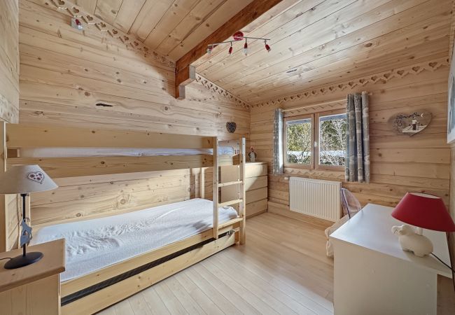 Chalet in Les Carroz d'Arâches - CH201 Chalet 6 Pers Proximité village Chalet in Les Carroz d'Arâches - CH201 Chalet 6 Pers Proximité village