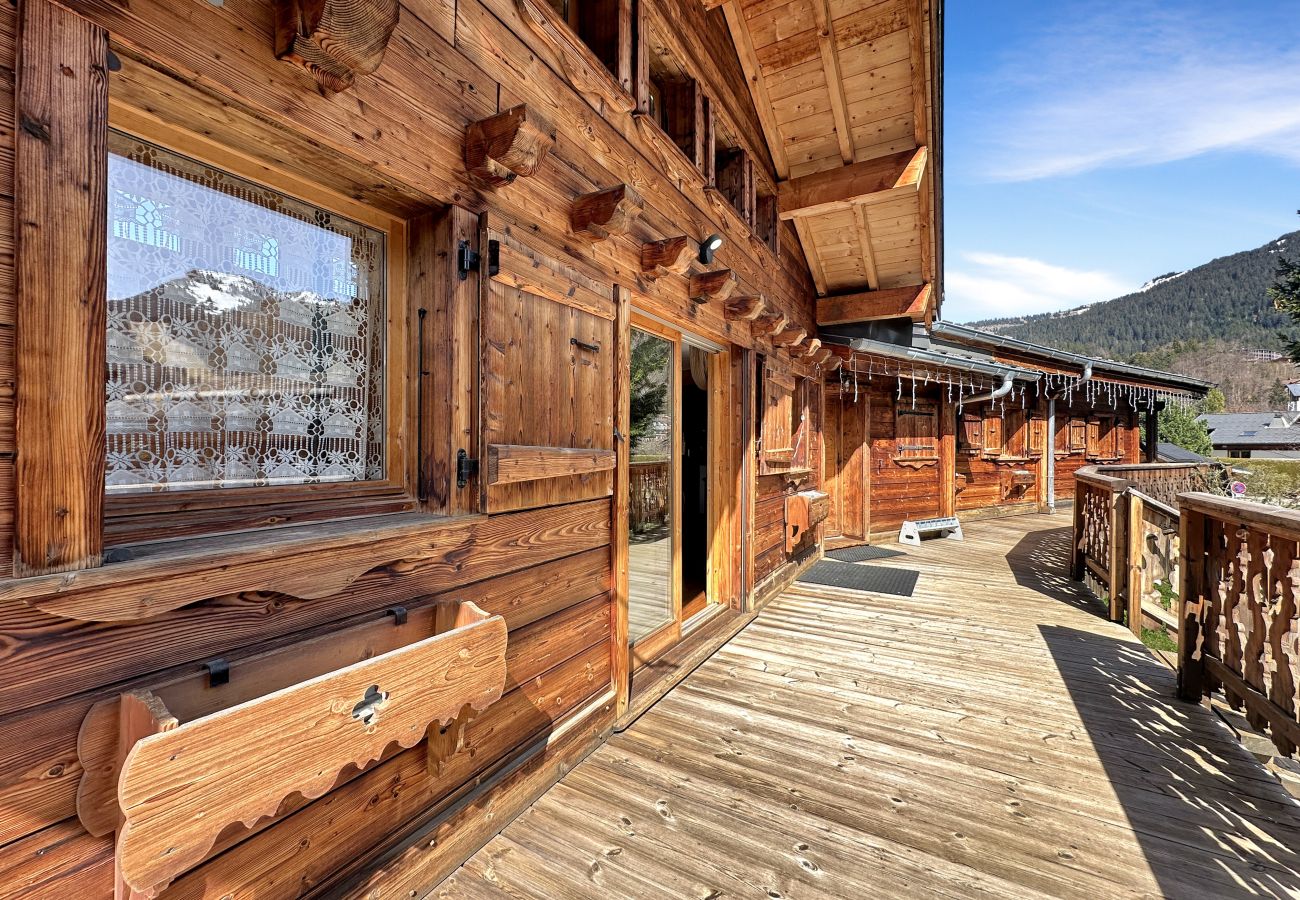 Chalet in Les Carroz d'Arâches - CH136 - Chalet Kimberley 7 pers. Centre village