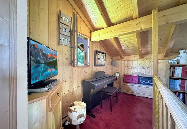 Chalet in Les Carroz d'Arâches - CH143 - Chalet cosy 6 pers. proche télécabine Chalet in Les Carroz d'Arâches - CH143 - Chalet cosy 6 pers. proche télécabine