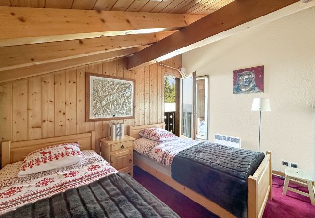 Chalet in Les Carroz d'Arâches - CH143 - Chalet cosy 6 pers. proche télécabine Chalet in Les Carroz d'Arâches - CH143 - Chalet cosy 6 pers. proche télécabine