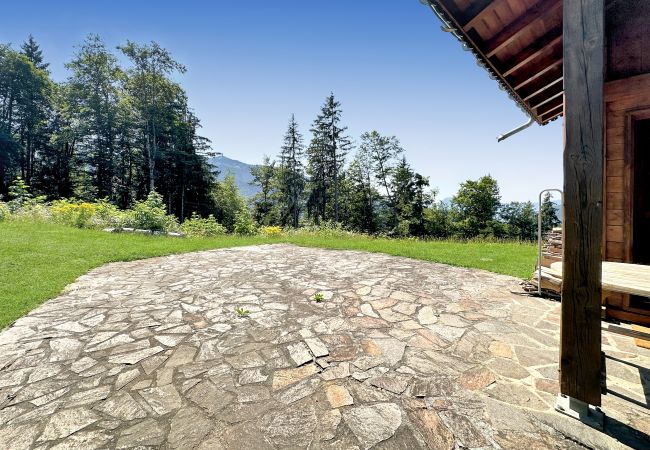 Chalet in Les Carroz d'Arâches - CH143 - Chalet cosy 6 pers. proche télécabine Chalet in Les Carroz d'Arâches - CH143 - Chalet cosy 6 pers. proche télécabine