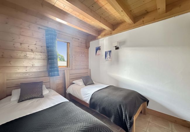 Apartment in Les Carroz d'Arâches - CRIS112 - Duplex 8 personnes centre village Apartment in Les Carroz d'Arâches - CRIS112 - Duplex 8 personnes centre village