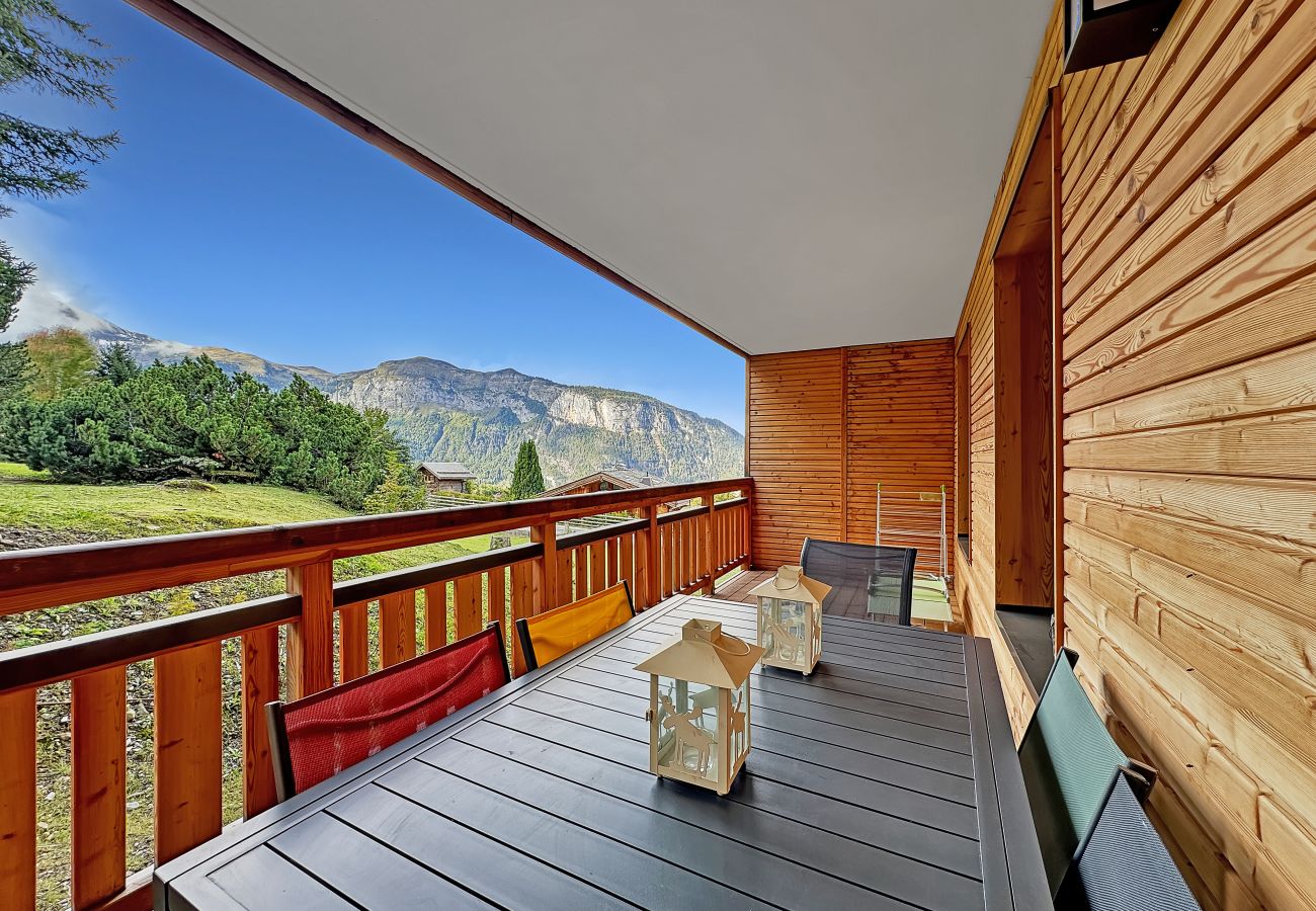 Apartment in Les Carroz d'Arâches - GRD114 -Appartement standing 6 pers. pied de piste Apartment in Les Carroz d'Arâches - GRD114 -Appartement standing 6 pers. pied de piste