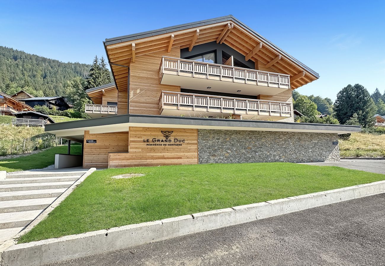 Apartment in Les Carroz d'Arâches - GRD114 -Appartement standing 6 pers. pied de piste Apartment in Les Carroz d'Arâches - GRD114 -Appartement standing 6 pers. pied de piste