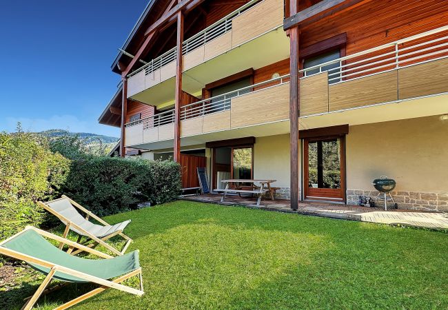 Apartment in Les Carroz d'Arâches - HOC01 - Appartement 6 personnes proche skibus Apartment in Les Carroz d'Arâches - HOC01 - Appartement 6 personnes proche skibus