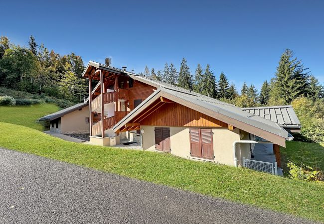 Apartment in Les Carroz d'Arâches - HOC01 - Appartement 6 personnes proche skibus Apartment in Les Carroz d'Arâches - HOC01 - Appartement 6 personnes proche skibus
