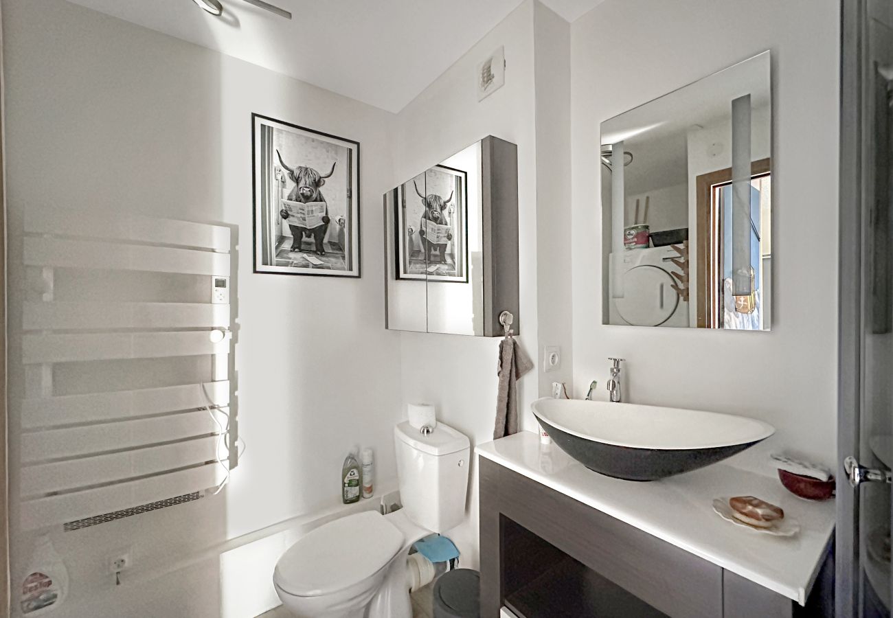 Apartment in Les Carroz d'Arâches - PE262 - 4/6 personnes proximité centre village Apartment in Les Carroz d'Arâches - PE262 - 4/6 personnes proximité centre village