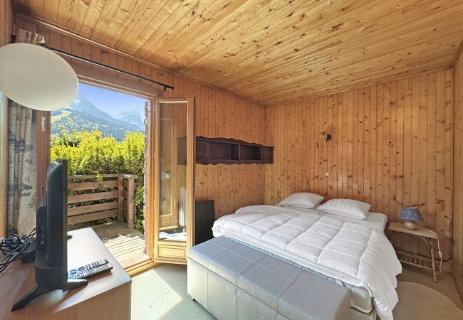 Chalet in Les Carroz d'Arâches - CH402 - Chalet 6 personnes centre village Chalet in Les Carroz d'Arâches - CH402 - Chalet 6 personnes centre village