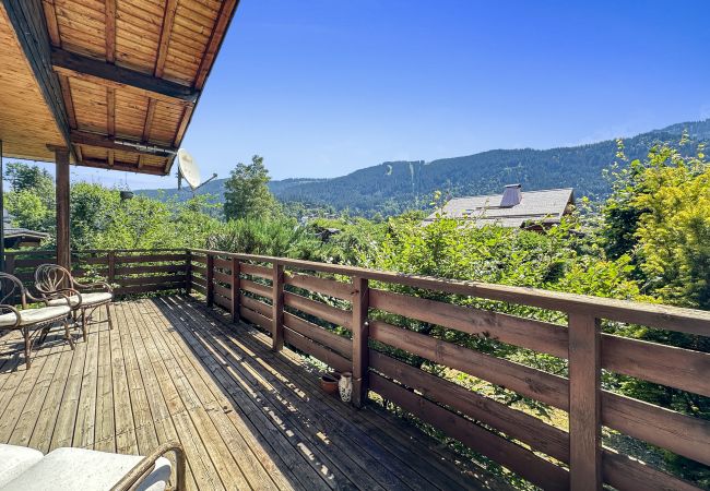 Chalet in Les Carroz d'Arâches - CH402 - Chalet 6 personnes centre village Chalet in Les Carroz d'Arâches - CH402 - Chalet 6 personnes centre village