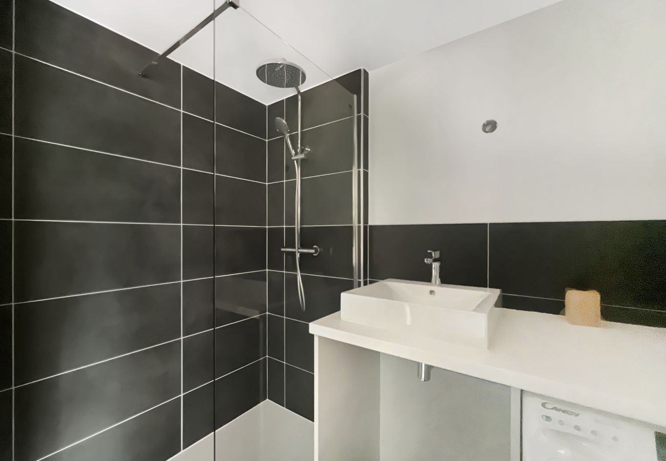 Apartment in Les Carroz d'Arâches - DBA202 - Appartement standing 4-5 pers Apartment in Les Carroz d'Arâches - DBA202 - Appartement standing 4-5 pers