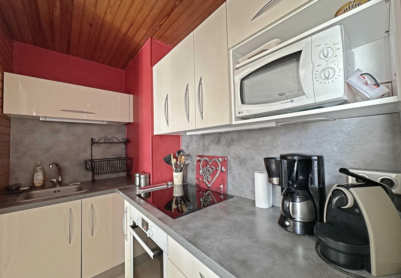 Apartment in Les Carroz d'Arâches - MAR219 - Appartement 4-5 pers. centre village Apartment in Les Carroz d'Arâches - MAR219 - Appartement 4-5 pers. centre village