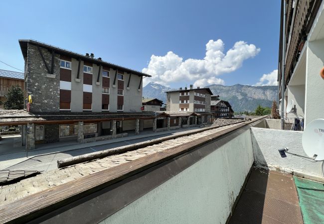 Appartement à Les Carroz d'Arâches - AA111 - 3 Pièces 6/8 Pers centre Carroz Appartement à Les Carroz d'Arâches - AA111 - 3 Pièces 6/8 Pers centre Carroz