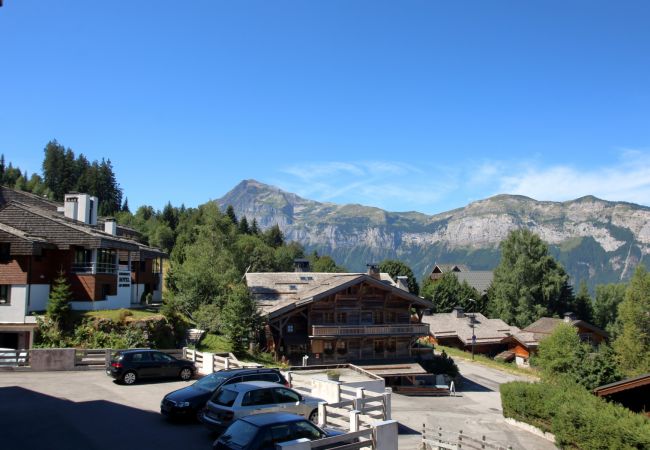 Studio à Les Carroz d'Arâches - BA112 Studio 4 Pers Pied de pistes Carroz Studio à Les Carroz d'Arâches - BA112 Studio 4 Pers Pied de pistes Carroz