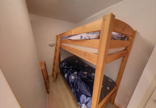 Studio à Les Carroz d'Arâches - VAR50 - Studio cabine 4 Pers centre des Carroz Studio à Les Carroz d'Arâches - VAR50 - Studio cabine 4 Pers centre des Carroz