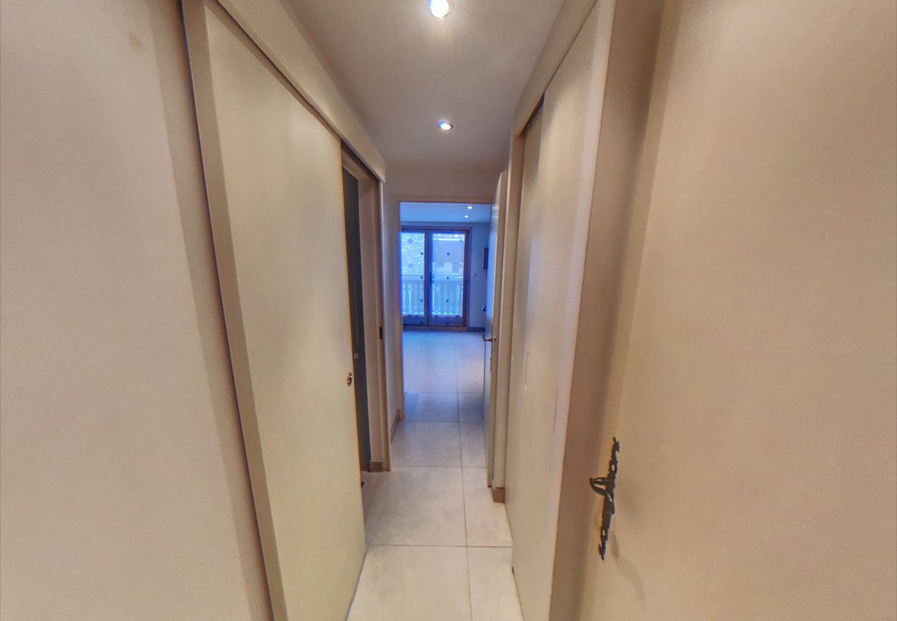 Studio à Les Carroz d'Arâches - VAR50 - Studio cabine 4 Pers centre des Carroz Studio à Les Carroz d'Arâches - VAR50 - Studio cabine 4 Pers centre des Carroz