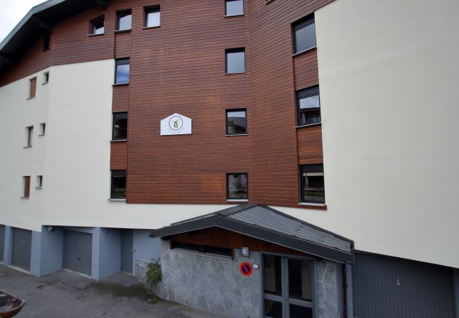 Appartement à Les Carroz d'Arâches - MOU3A - 3 Pièces 6 Pers centre des Carroz Appartement à Les Carroz d'Arâches - MOU3A - 3 Pièces 6 Pers centre des Carroz