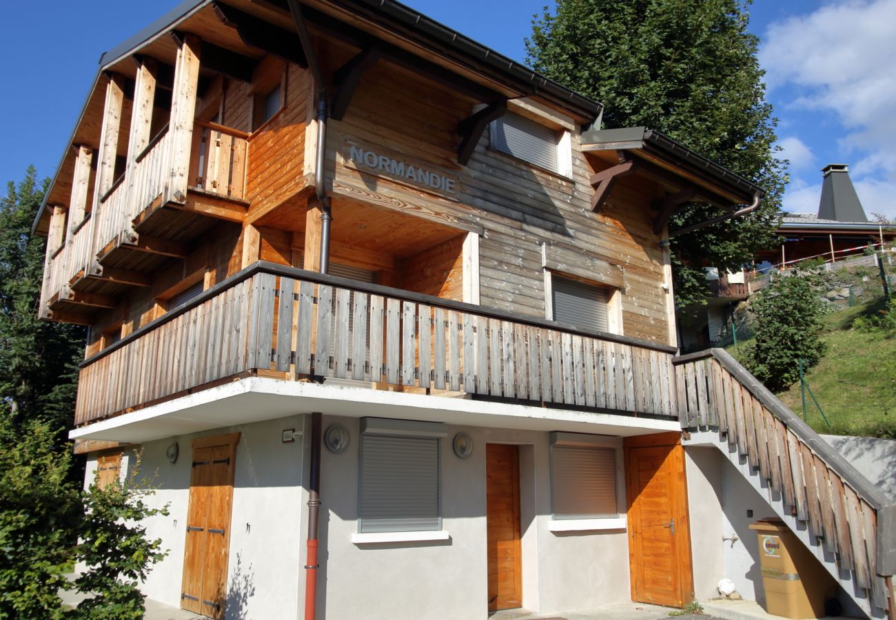 Appartement à Les Carroz d'Arâches - CH3CA - 3 Pièces cabine 8 pers aux Carroz