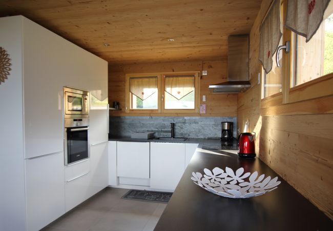 Chalet à Les Carroz d'Arâches - CH719 - Chalet 10 Pers aux Carroz Chalet à Les Carroz d'Arâches - CH719 - Chalet 10 Pers aux Carroz