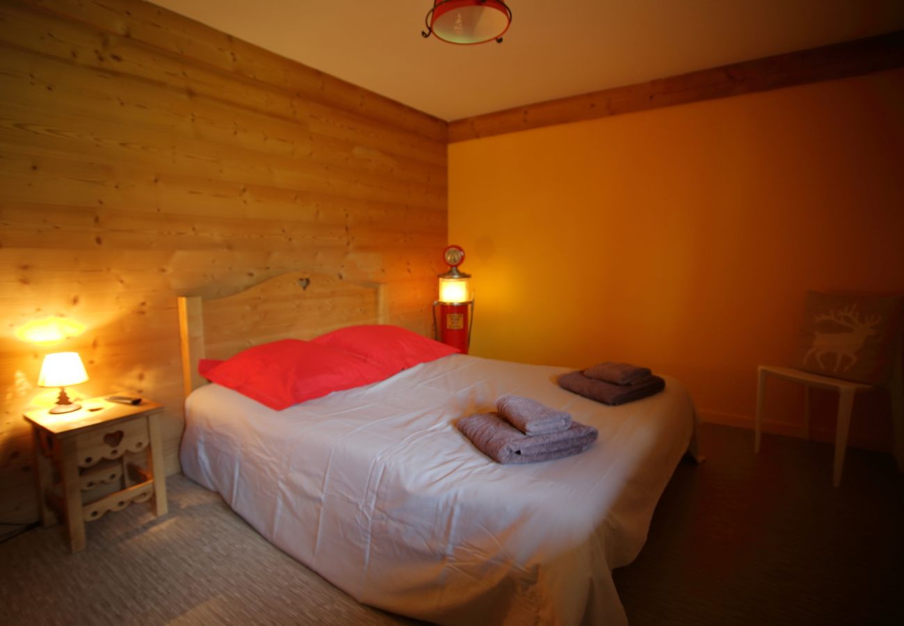 Chalet à Les Carroz d'Arâches - CH719 - Chalet 10 Pers aux Carroz Chalet à Les Carroz d'Arâches - CH719 - Chalet 10 Pers aux Carroz