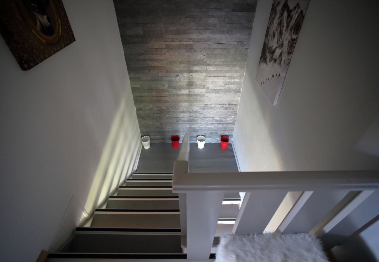 Chalet à Les Carroz d'Arâches - CH719 - Chalet 10 Pers aux Carroz Chalet à Les Carroz d'Arâches - CH719 - Chalet 10 Pers aux Carroz