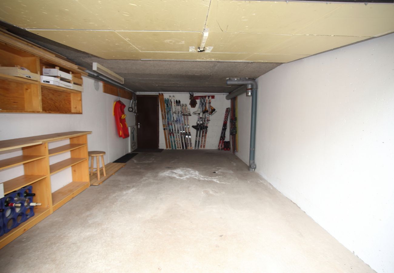 Garage/Parking à Les Carroz d'Arâches - MOA3G - Garage centre des Carroz Garage/Parking à Les Carroz d'Arâches - MOA3G - Garage centre des Carroz