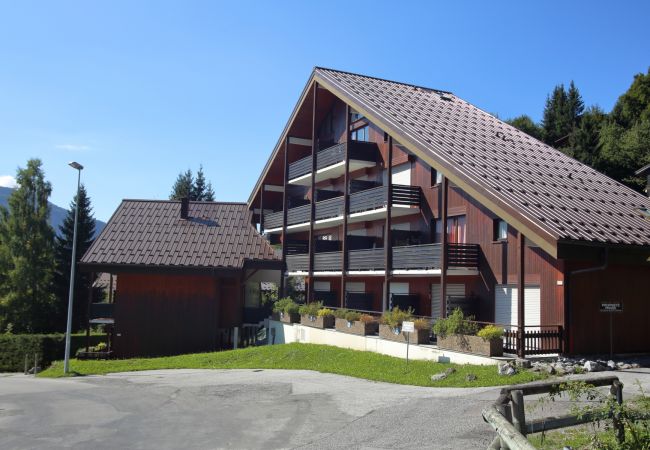 Appartement à Les Carroz d'Arâches - OB222 -  2 pièces Mezzanine 6 pers pieds de pistes Appartement à Les Carroz d'Arâches - OB222 -  2 pièces Mezzanine 6 pers pieds de pistes