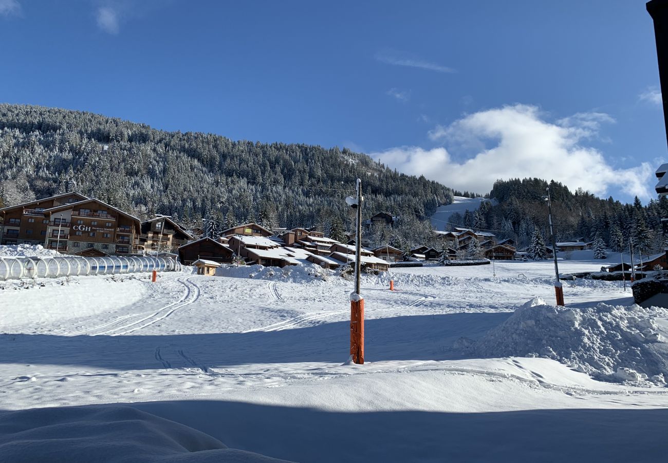 Studio à Les Carroz d'Arâches - THA1B - Studio 4/5 Pers Pied de Pistes Studio à Les Carroz d'Arâches - THA1B - Studio 4/5 Pers Pied de Pistes